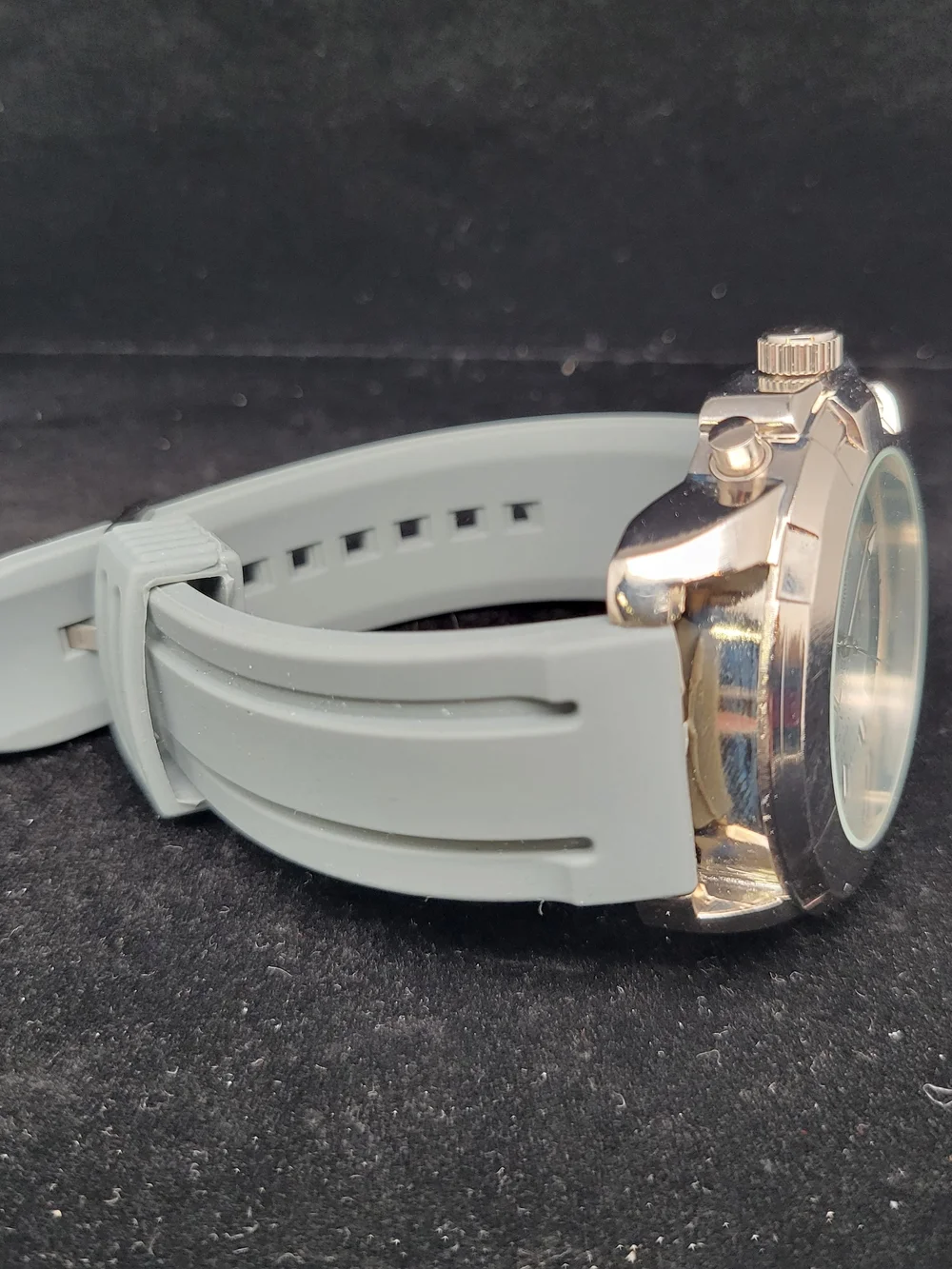 Milano Expressions Silver-Tone Quartz Fashion Watch